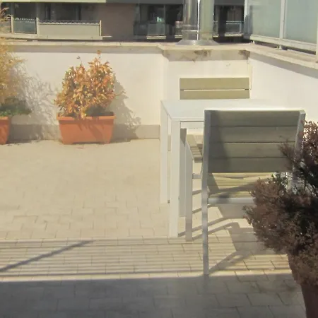 شقة Penthouse In Trastevere - Entire House روما
